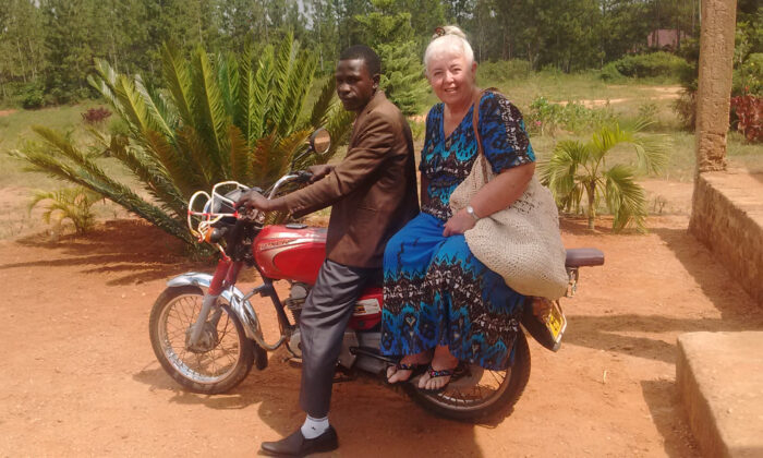 Margaret Nelson en un mototaxi boda-boda cerca de Kampala, Uganda, 2018. (Margaret Nelson)