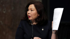 Senadoras demócratas retiran amenaza de oponerse a nominados de Biden por falta de representación asiática