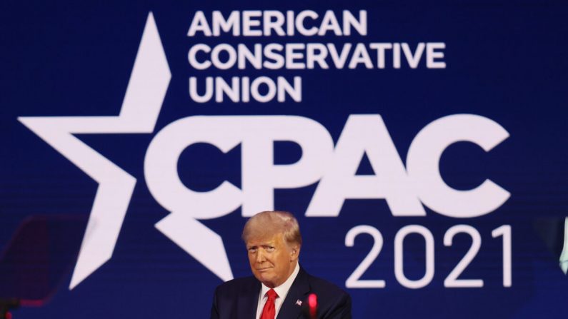 El expresidente Donald Trump interviene en la Conferencia de Acción Política Conservadora en el Hyatt Regency en Orlando, Florida, el 28 de febrero de 2021. (Joe Raedle/Getty Images)
