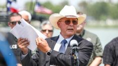 Sheriffs de Texas están abrumados por el crimen desbordado a causa de la oleada fronteriza