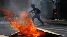 Atacan instalaciones del canal de televisión RCN en Bogotá durante protestas
