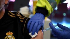 España limita la vacunación con AstraZeneca a personas de entre 60 y 65 años
