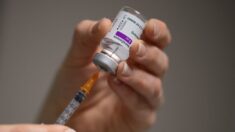 Denuncia judicial en Francia por la muerte de una mujer tras recibir vacuna de AstraZeneca