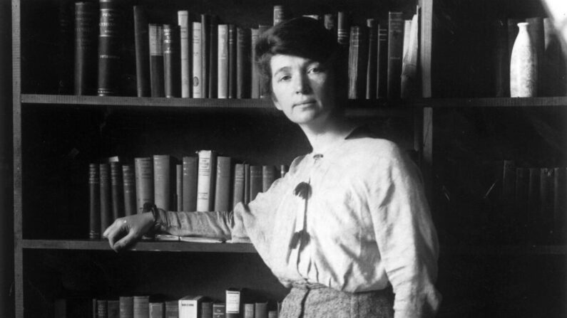 Retrato de la enfermera y reformadora social estadounidense Margaret Sanger, 1916. (Hulton Archive/Getty Images)
