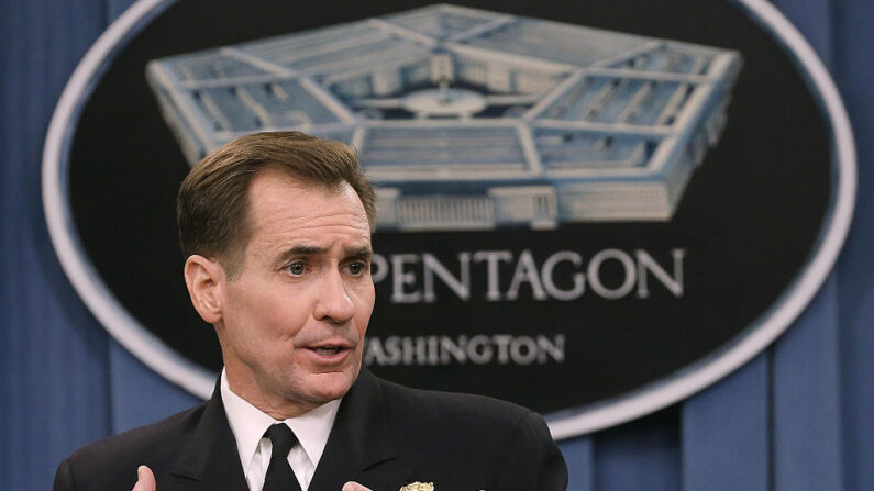 El entonces secretario de Prensa del Pentágono, John Kirby, realiza una sesión informativa en el Pentágono, el 9 de enero de 2015 en Arlington, Virginia. (Mark Wilson / Getty Images)