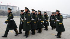 Las autoridades chinas asaltan una iglesia en la ciudad de Shenzhen y detienen a 10 personas