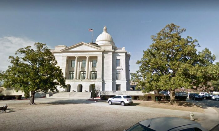 El edificio del Capitolio de Arkansas en Little Rock. (Mapas de Google)