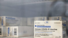 Los CDC investigan la muerte de una mujer que recibió una vacuna de J&J