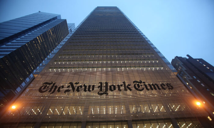 La sede del New York Times, en el centro de la ciudad de Nueva York, el 7 de diciembre de 2009. (Mario Tama/Getty Images)