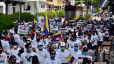 «Marcha del Silencio» en Cali: Miles de colombianos rechazan bloqueos y vandalismo debido a protestas