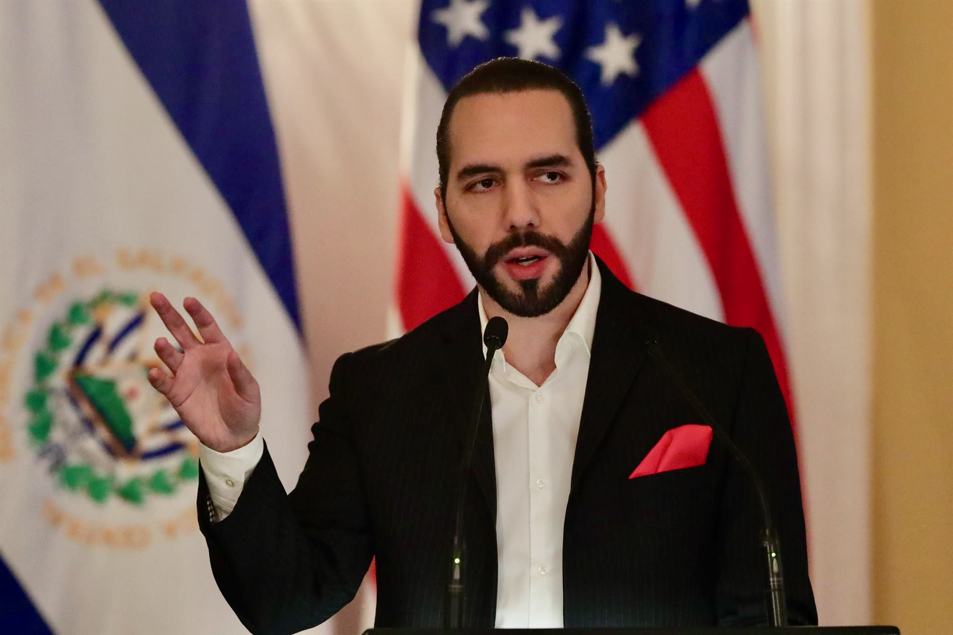 EE. UU. califica de "preocupantes" los reportes de hackeo telefónico en El Salvador