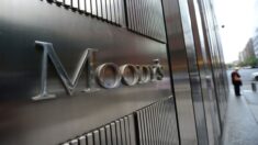 La calificación crediticia de EE.UU. podría rebajarse si el gobierno cierra, dice Moody’s