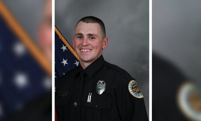 El oficial del Departamento de Policía de Nashville, Brian Sherman, sufrió heridas de bala en el brazo en Nashville, Tennessee, el 4 de mayo de 2021. (Cortesía de MNPD)