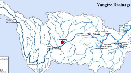 Río Yangtsé experimenta severas inundaciones tras superar niveles de alerta en 5 estaciones