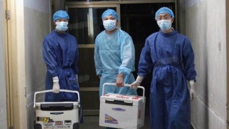 «La cirugía se convierte en la forma de ejecución»: Médicos condenan la sustracción forzada de órganos en China