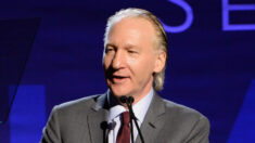 Bill Maher, quien está completamente vacunado, ‘se siente bien’ después de contraer COVID-19