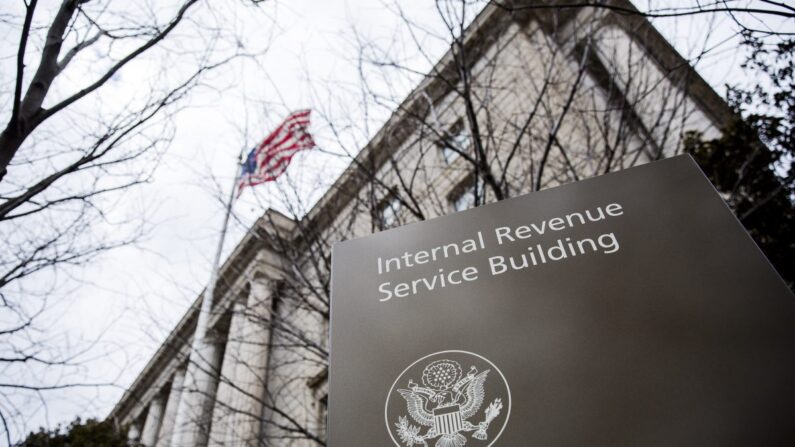 Edificio de la sede del Servicio de Impuestos Internos (IRS) en Washington el 8 de marzo de 2018. (Samira Bouaou/The Epoch Times)
