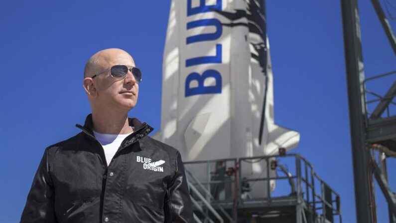Una foto sin fecha facilitada por Blue Origin muestra al fundador de Blue Origin, Jeff Bezos. EFE/EPA/Folleto de Blue Origin