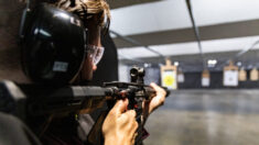 Texas se une a coalición multiestatal que busca abolir prohibición a ‘armas de asalto’ en California