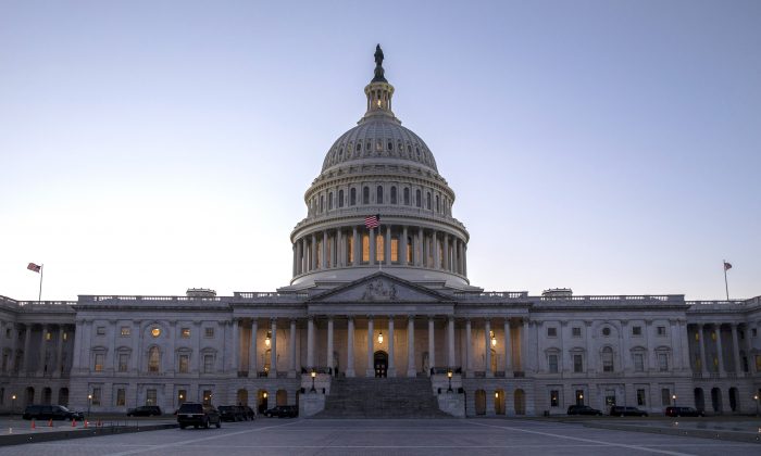 El edificio del Capitolio en Washington, D.C., en una foto de archivo. (Samira Bouaou/The Epoch Times)