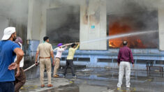 Al menos 17 muertos en un incendio en una fábrica de químicos en la India