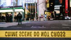 Arrestan a tres adolescentes latinos de 15 y 16 años por un tiroteo en Times Square