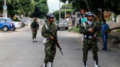 36 heridos en un atentado con coche bomba contra una brigada militar en Colombia