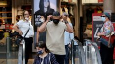 Israel retoma las mascarillas en interiores ante aumento de casos de covid-19