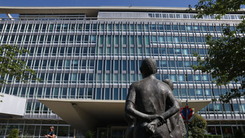 La sede de la Organización Mundial de la Salud (OMS) se encuentra el 15 de junio de 2021 en Ginebra, Suiza.(Sean Gallup/Getty Images)