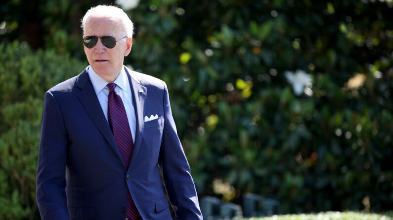 El presidente de Estados Unidos, Joe Biden, sale de la Casa Blanca el 29 de junio de 2021 en Washington, DC. (Win McNamee/Getty Images)