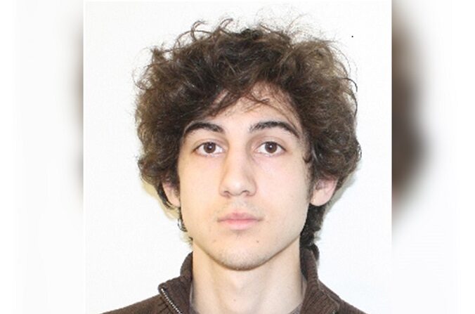 En esta imagen difundida por el Buró Federal de Investigaciones (FBI) el 19 de abril de 2013, se ve a Dzhokhar Tsarnaev, de 19 años. (FBI vía Getty Images)