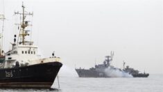 Rusia abre fuego de advertencia contra destructor británico en el mar Negro