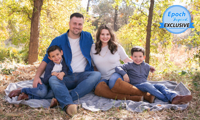 Rebekah Hagan con su esposo, Kramer Hagan, y sus hijos. (Cortesía de Rebekah Hagan)