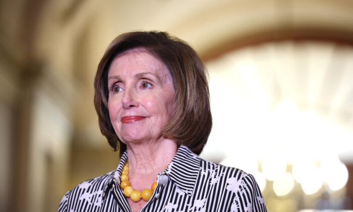 La presidente de la Cámara de Representantes, Nancy Pelosi (D-Calif.), en el Capitolio de Estados Unidos, el 28 de junio de 2021. (Anna Moneymaker/Getty Images)