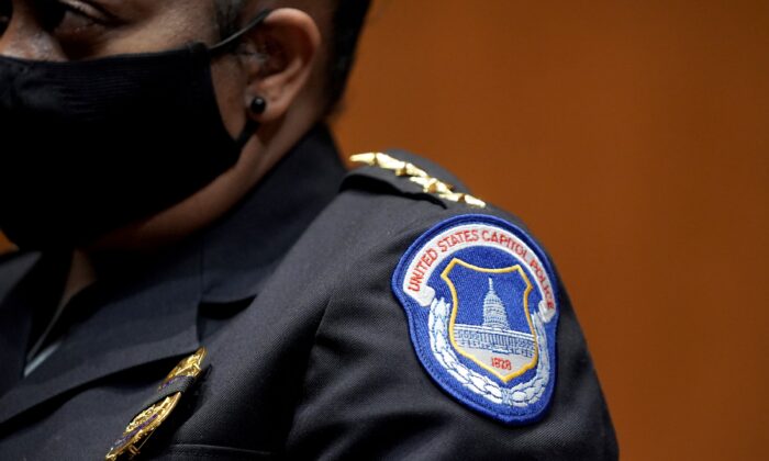 La jefe interina de la Policía del Capitolio de Estados Unidos, Yogananda Pittman, asiste a una audiencia del Subcomité de Asignaciones del Senado, en el Capitolio, el 21 de abril de 2021. (Greg Nash/Pool/Getty Images)
