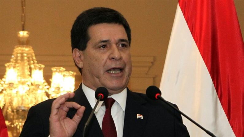 En la imagen un registro del expresidente paraguayo Horacio Cartes, en Asunción (Paraguay). EFE/Andrés Cristaldo/Archivo