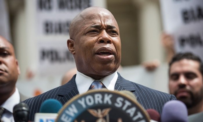 Alcalde de la ciudad de Nueva York revela plan para detener tiroteos