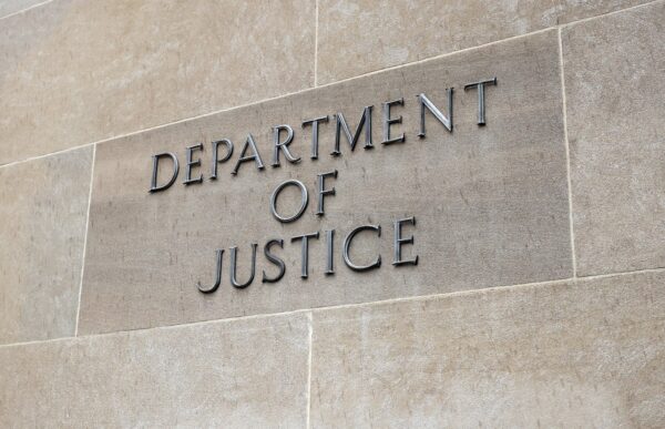 El Departamento de Justicia de EE. UU. se muestra en Washington, el 11 de junio de 2021. (Kevin Dietsch/Getty Images)