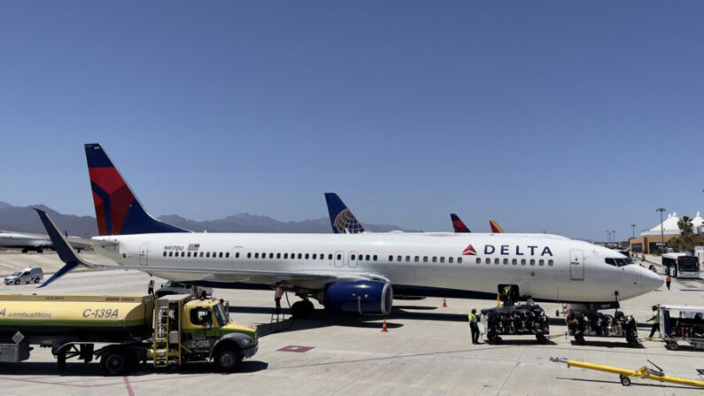Un avión Boeing 737 de la compañía aérea Delta en una foto de archivo. (Daniel Slim/AFP vía Getty Images) 
