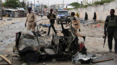 Al menos 13 muertos en un ataque contra el jefe de la Policía en la capital de Somalia