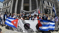 Cubanos denuncian en España la represión de su régimen a manifestantes