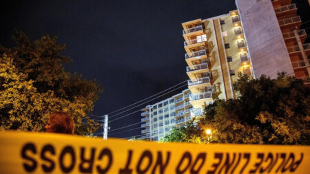 Residentes obligados a evacuar edificio de Miami Dade por «inseguro»