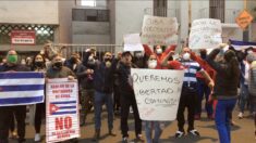 “Cuba no está sola”: Cubanos en el extranjero salen a protestar a embajadas en apoyo a la isla