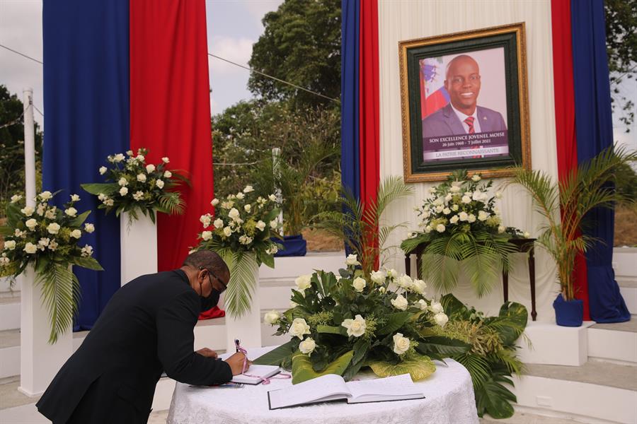 Haití pide destitución de 33 agentes y encauzar a 3 por asesinato de Moise