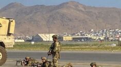 EEUU dispara y devuelve el fuego en el aeropuerto de Kabul y mata a «individuos armados»: Pentágono