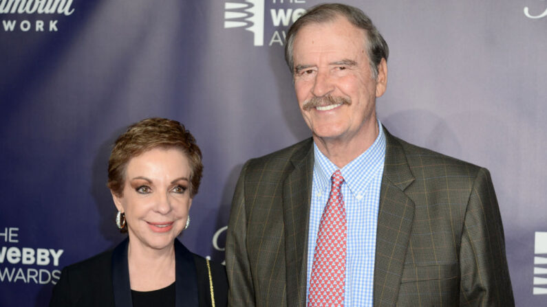 El expresidente de México Vicente Fox y su esposa, Marta Sahagún, asisten a The 22nd Annual Webby Awards en Cipriani Wall Street el 14 de mayo de 2018 en la ciudad de Nueva York (EE.UU.). (Andrew Toth/Getty Images)