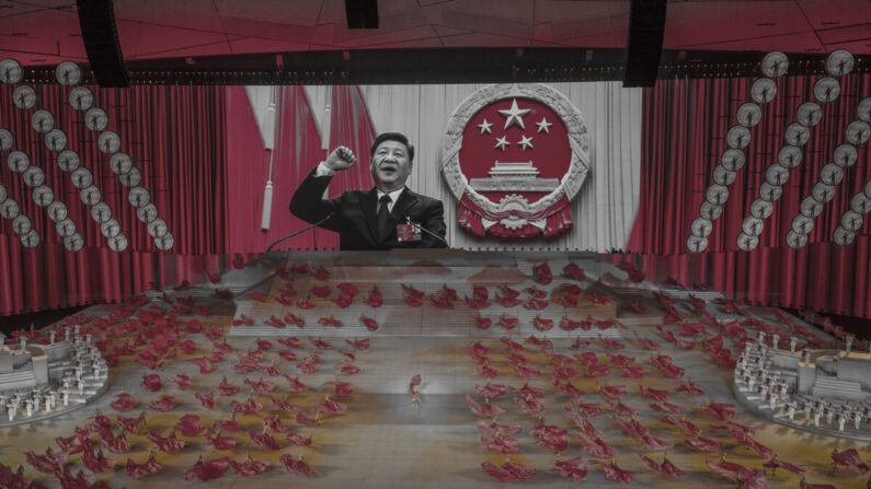 El líder chino Xi Jinping aparece en una pantalla grande mientras los artistas bailan durante una gala masiva que marca el centenario del Partido Comunista en el estadio olímpico Nido de Pájaro en Beijing, China, el 28 de junio de 2021. (Kevin Frayer/Getty Images)