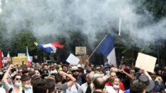 “Deberíamos abolirlo”: Protestas en Francia por pasaportes de vacunas continúan en el 6° fin de semana
