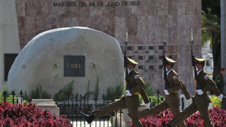 Cuba: Muere general retirado, el 12° militar fallecido tras protestas del 11 de julio