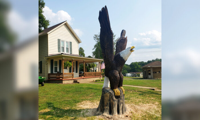 El artesano James McGrath, de McConnelsville, en el condado de Morgan, Ohio. (Cortesía de Teri Greuey McGrew vía James McGrath)